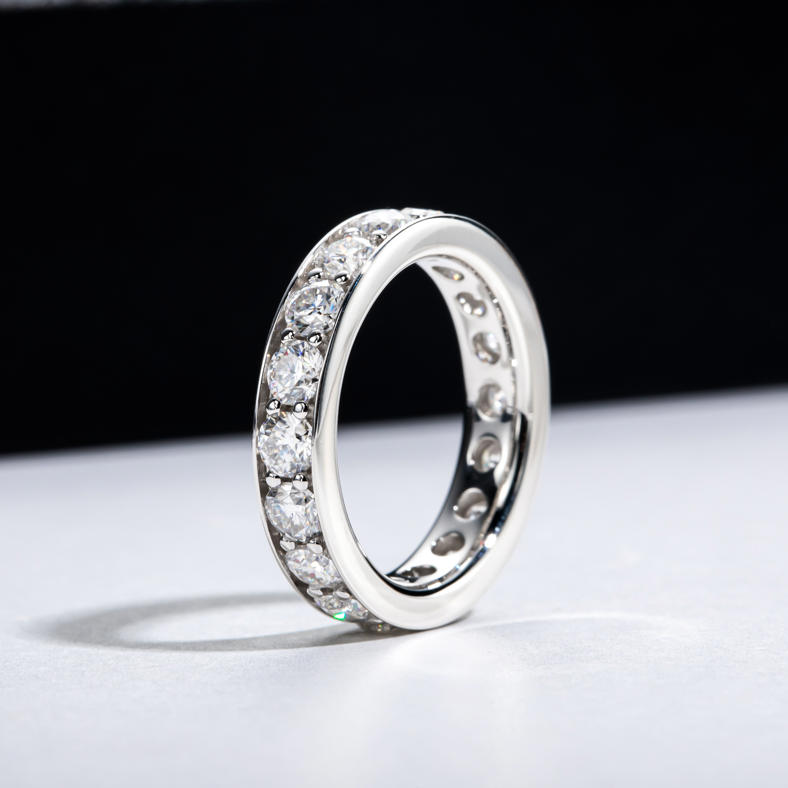 Carnica 3.5mm Real Moissanite  - đánh giá và giá Body Jewelry Real Diamonds