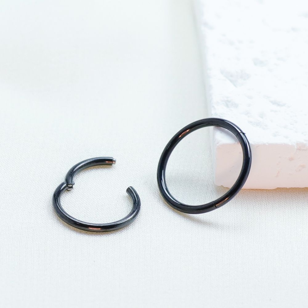 F136 Titanium Piercing Black N - đánh giá và giá Septum Clicker Ring